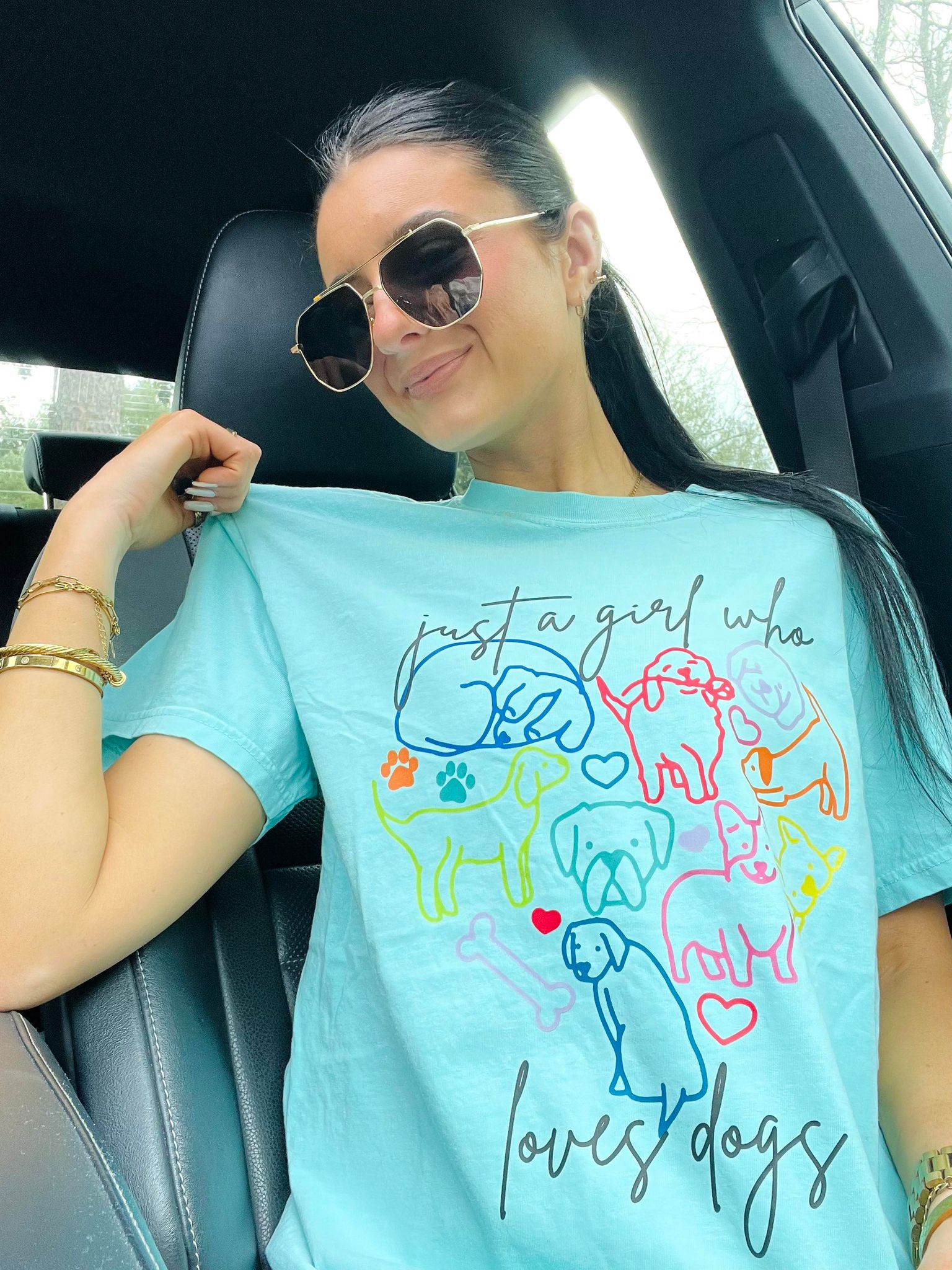 Just A Girl Who Loves Their Dog Graphic Tee