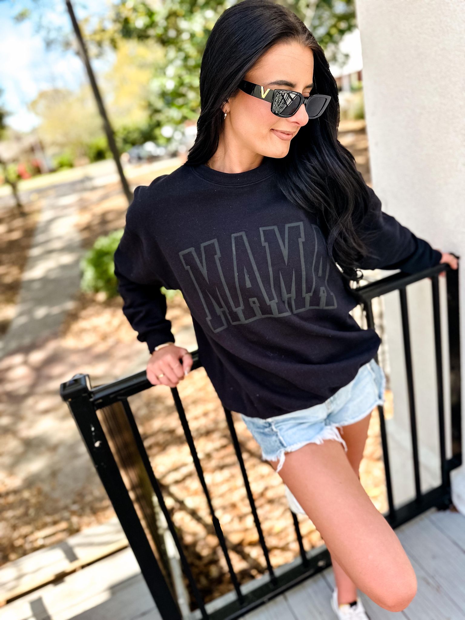 MAMA Black Sweatshirt