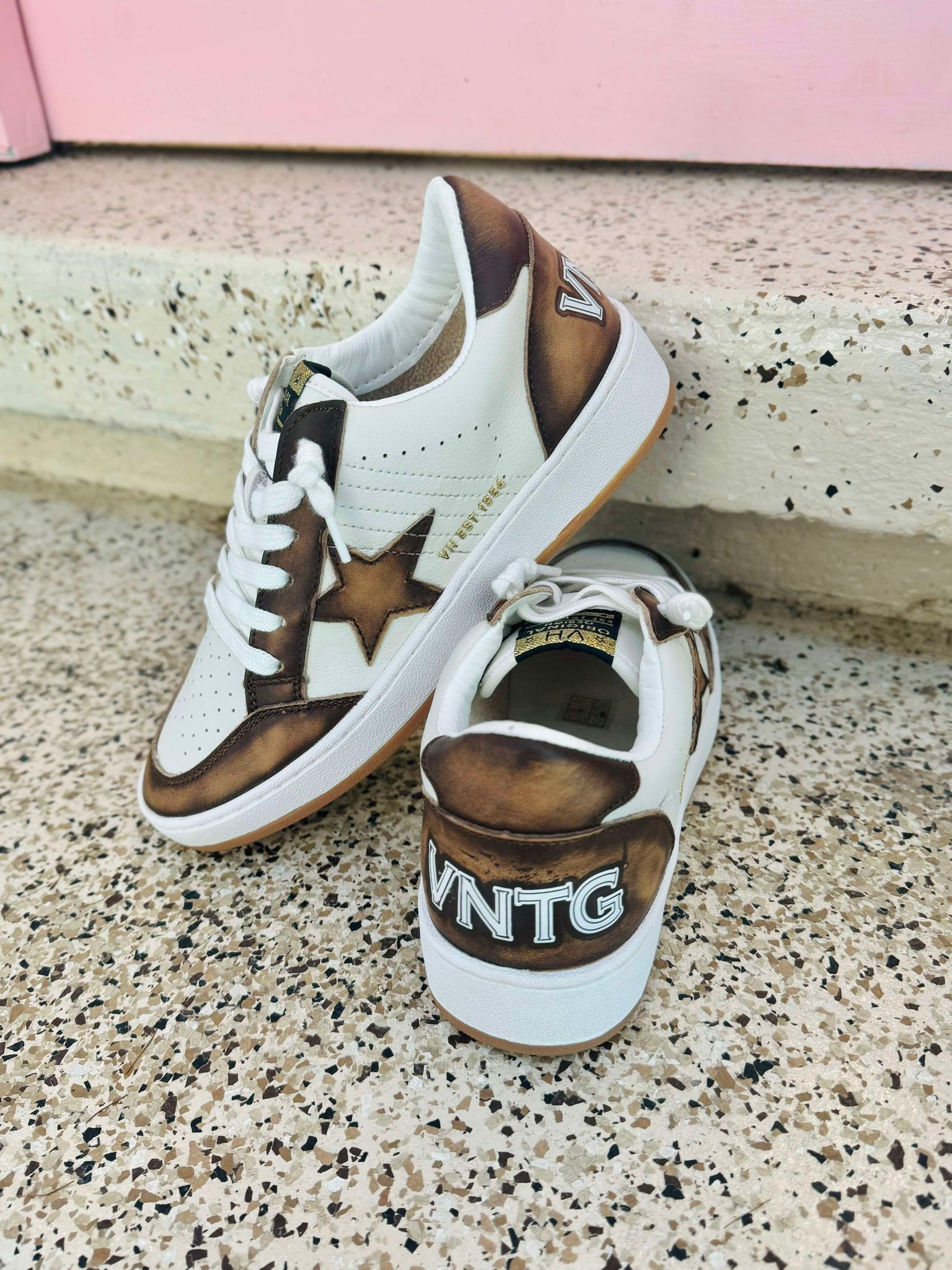 The Denisse Brown Washed Sneakers