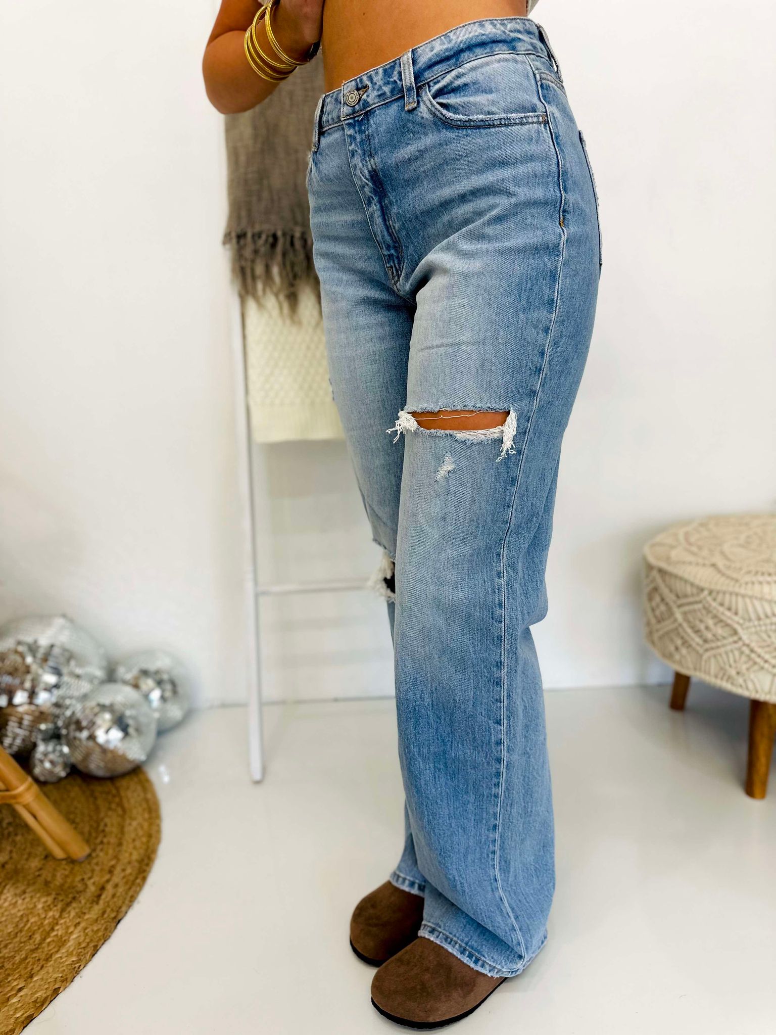 The Kinsley Super High Rise Straight Jeans