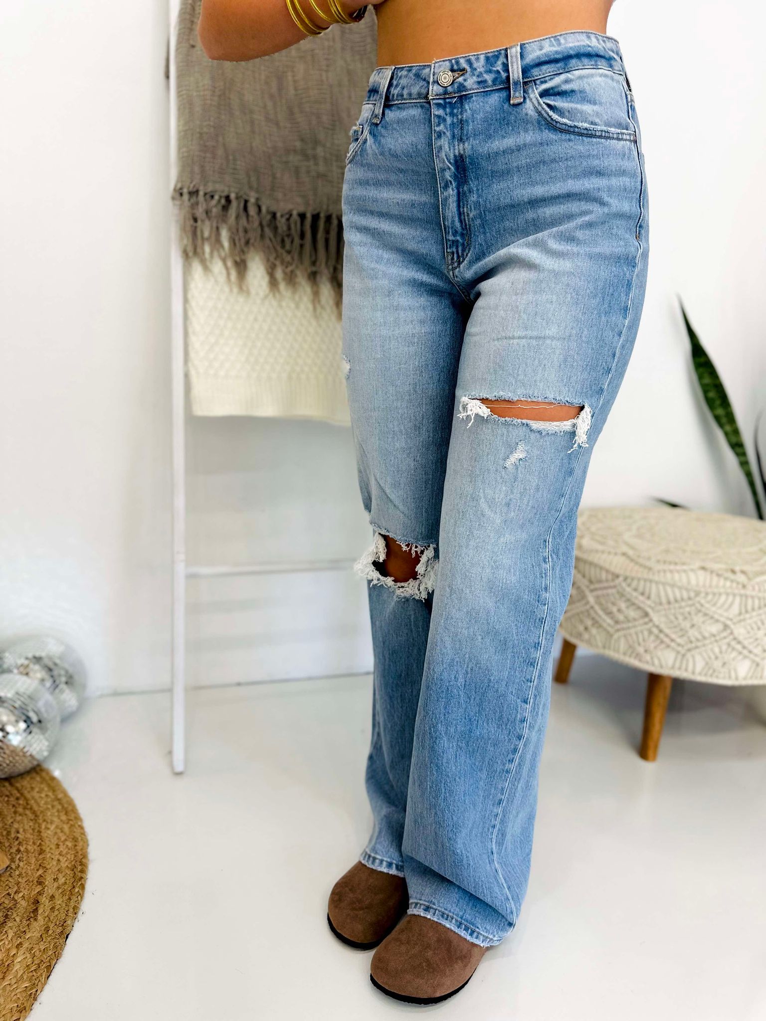 The Kinsley Super High Rise Straight Jeans