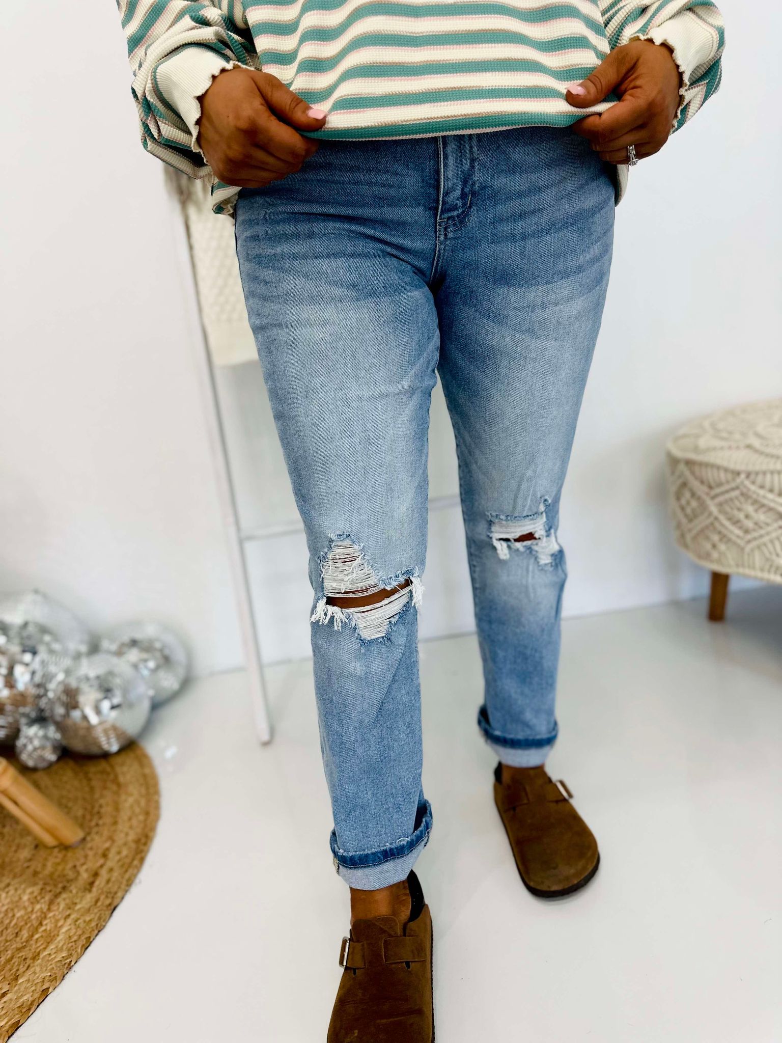 Tranquility Mid Rise Crop Jeans