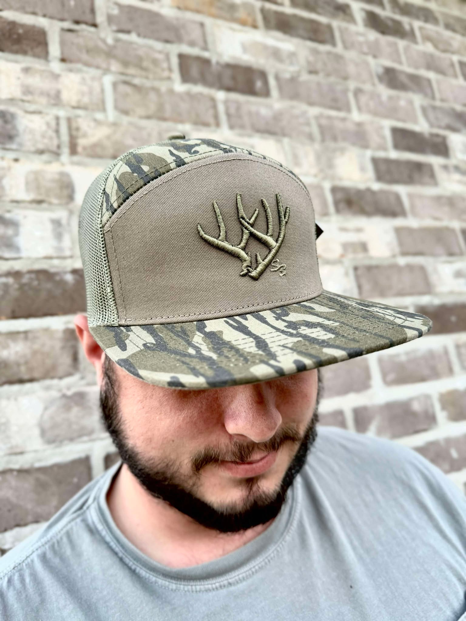 Speckle Bellies Rack Retro Camo Hat