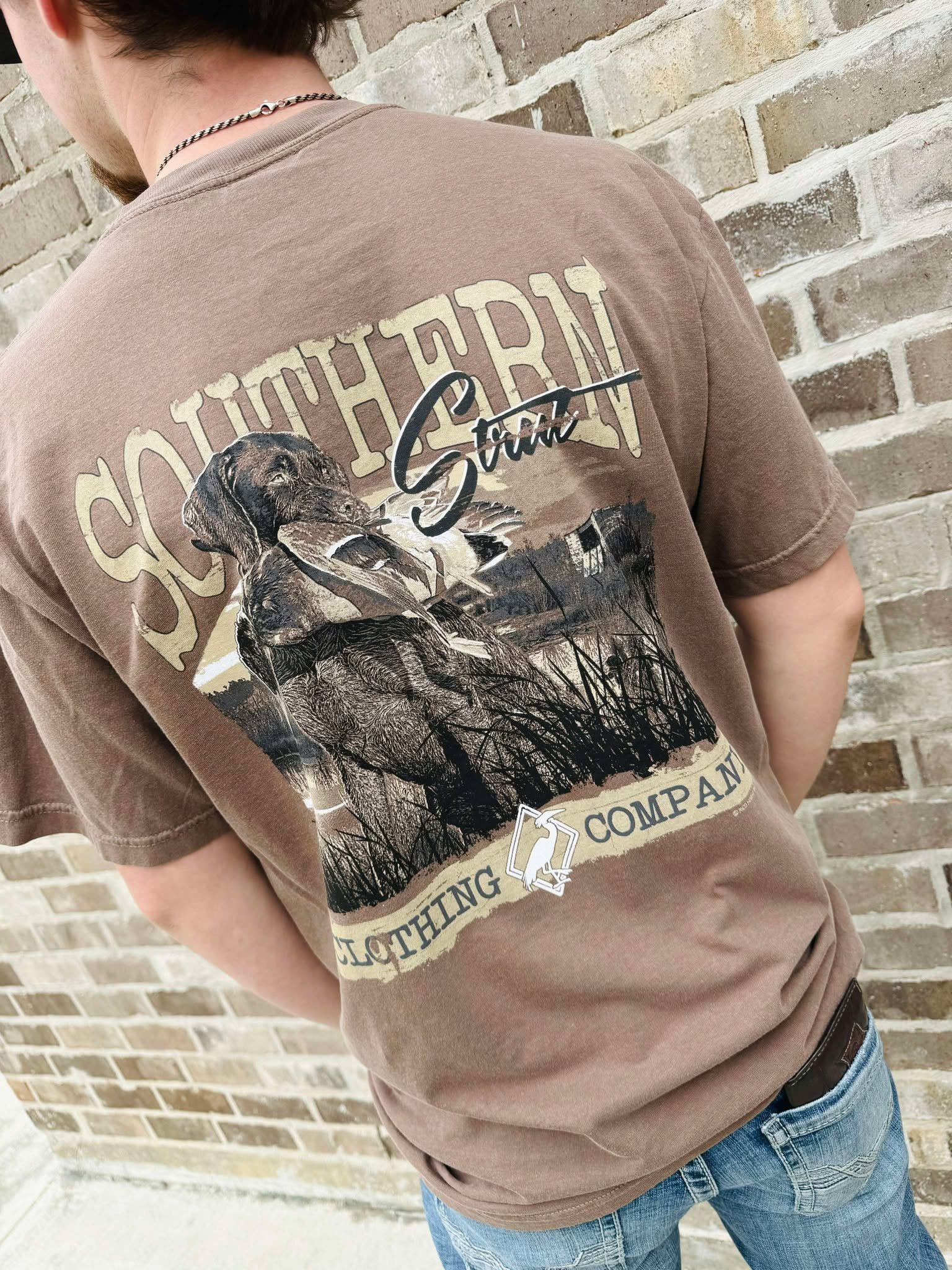 Southern Strut Espresso Marsh Pointer Tee