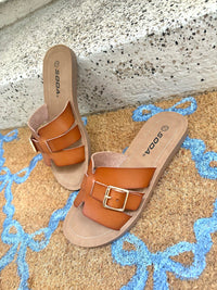 Sandy Toes Wicker Sandals