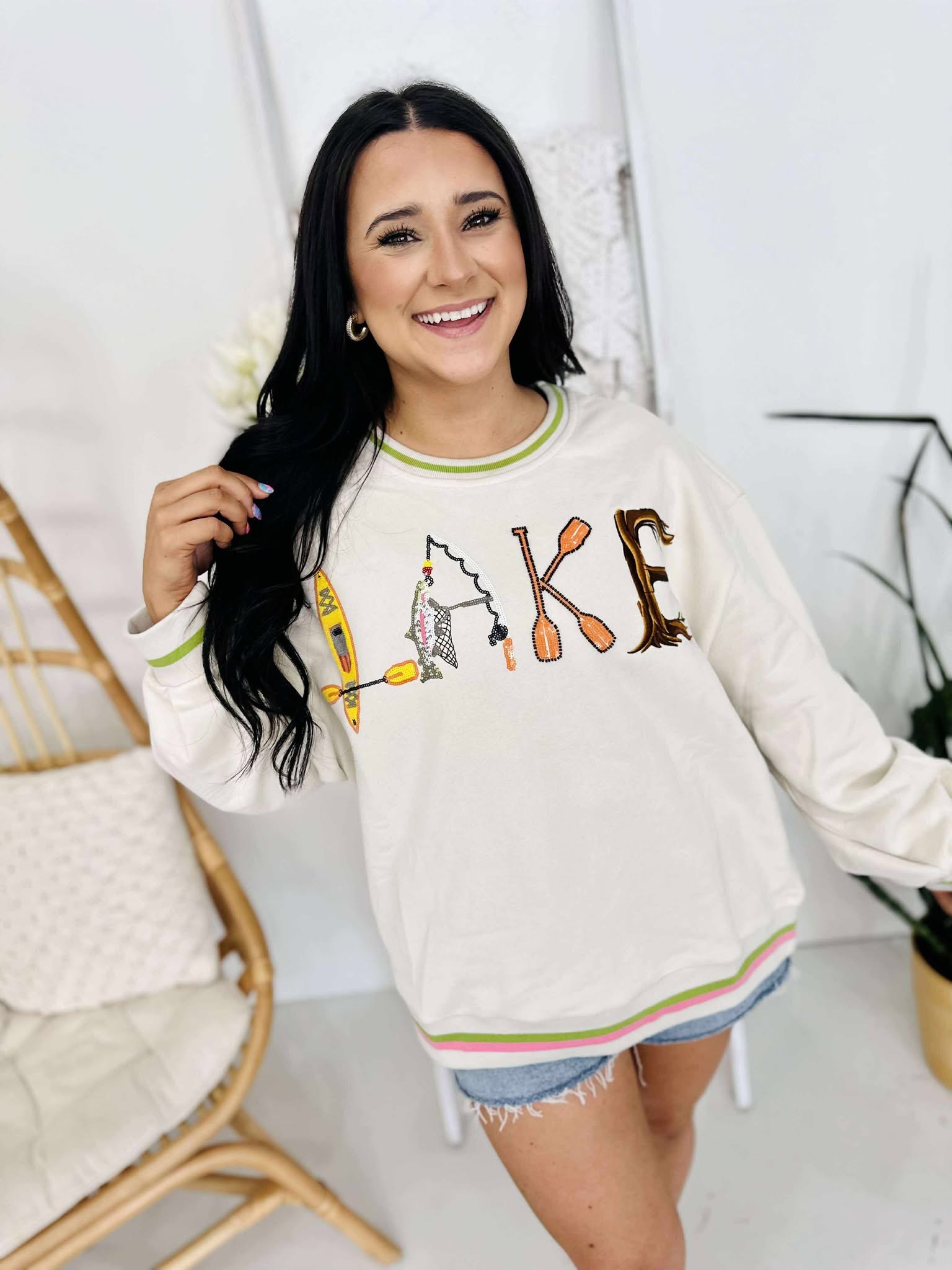 Queen Of Sparkles Beige 'Lake' Letter Icon Sweatshirt