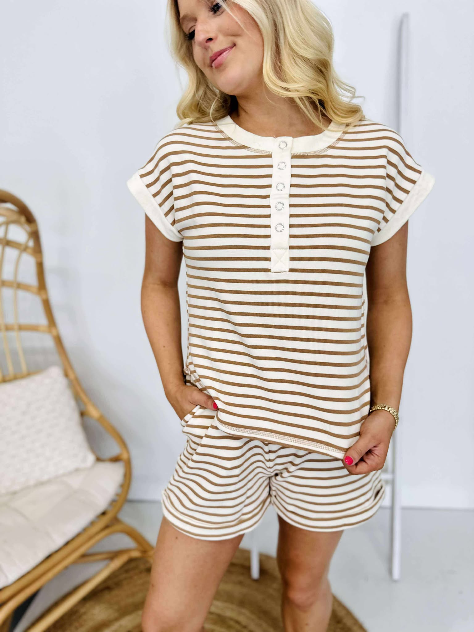 Walk In The Sand Shorts Set