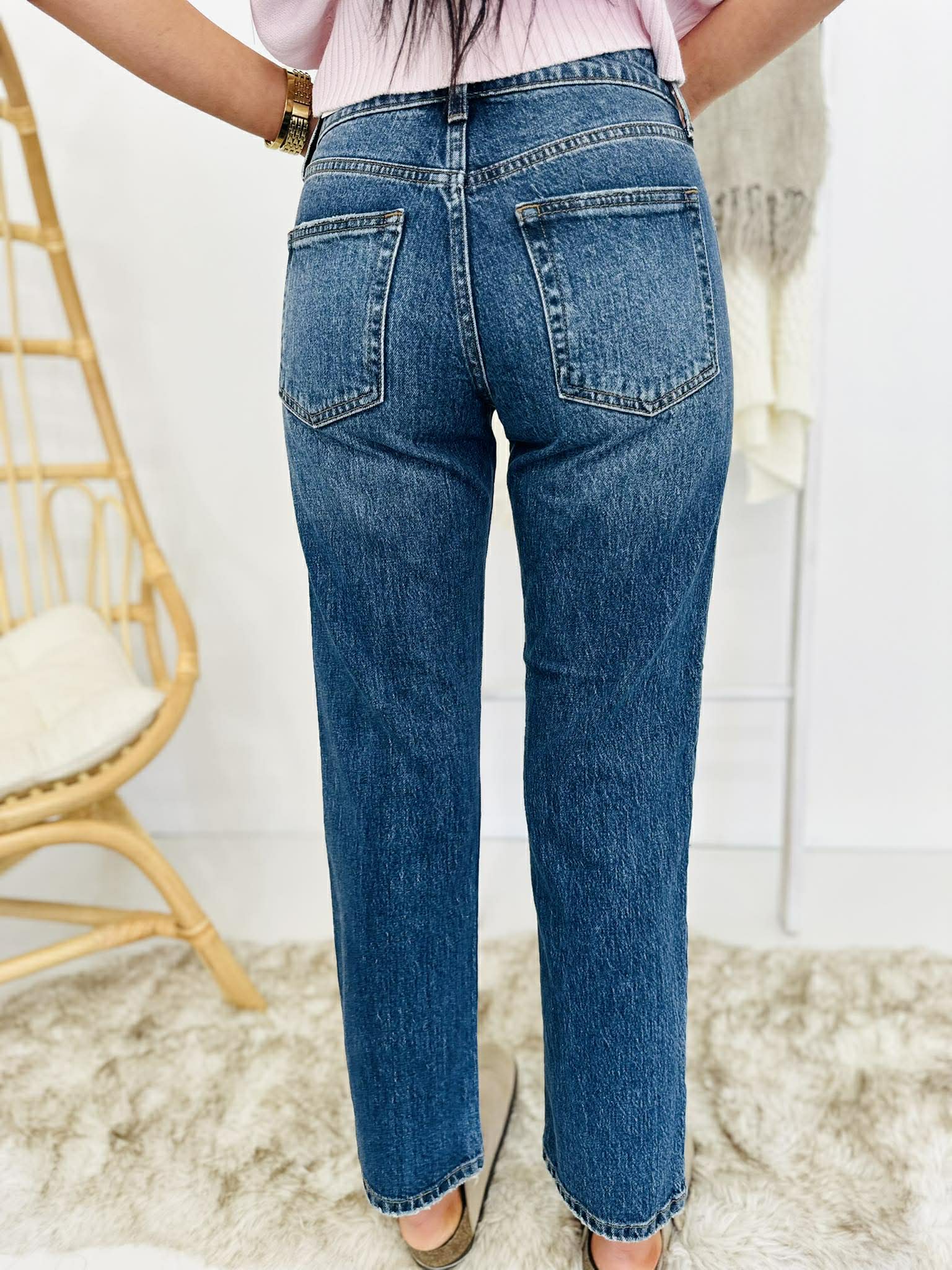 90'S Straight Dark Denim Jeans