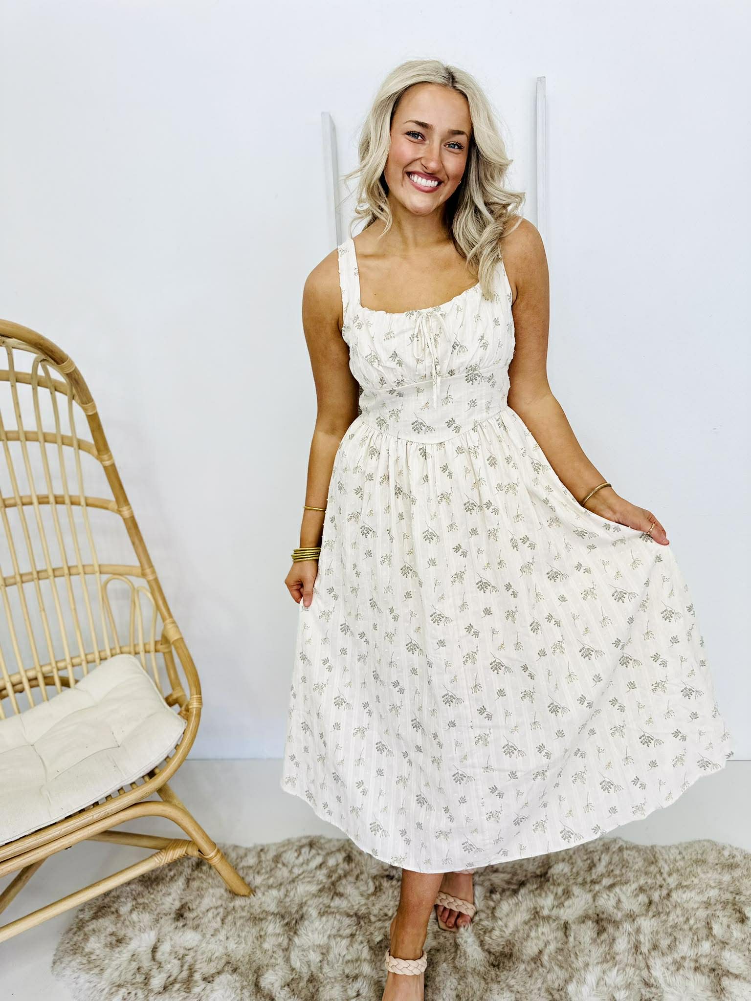 Sweetheart Spring Midi Dress