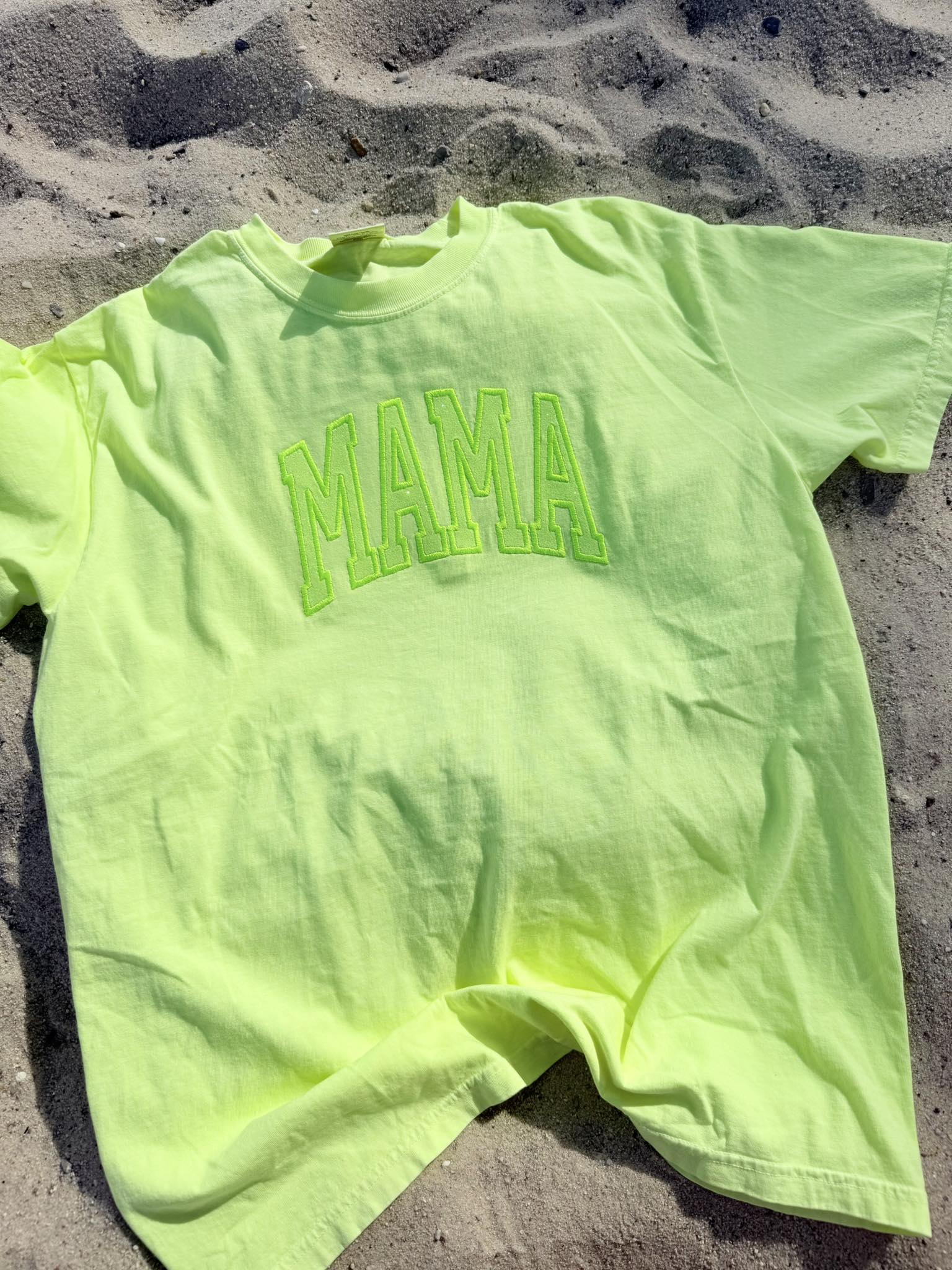 Mama Glitter Appliqué Graphic Tee