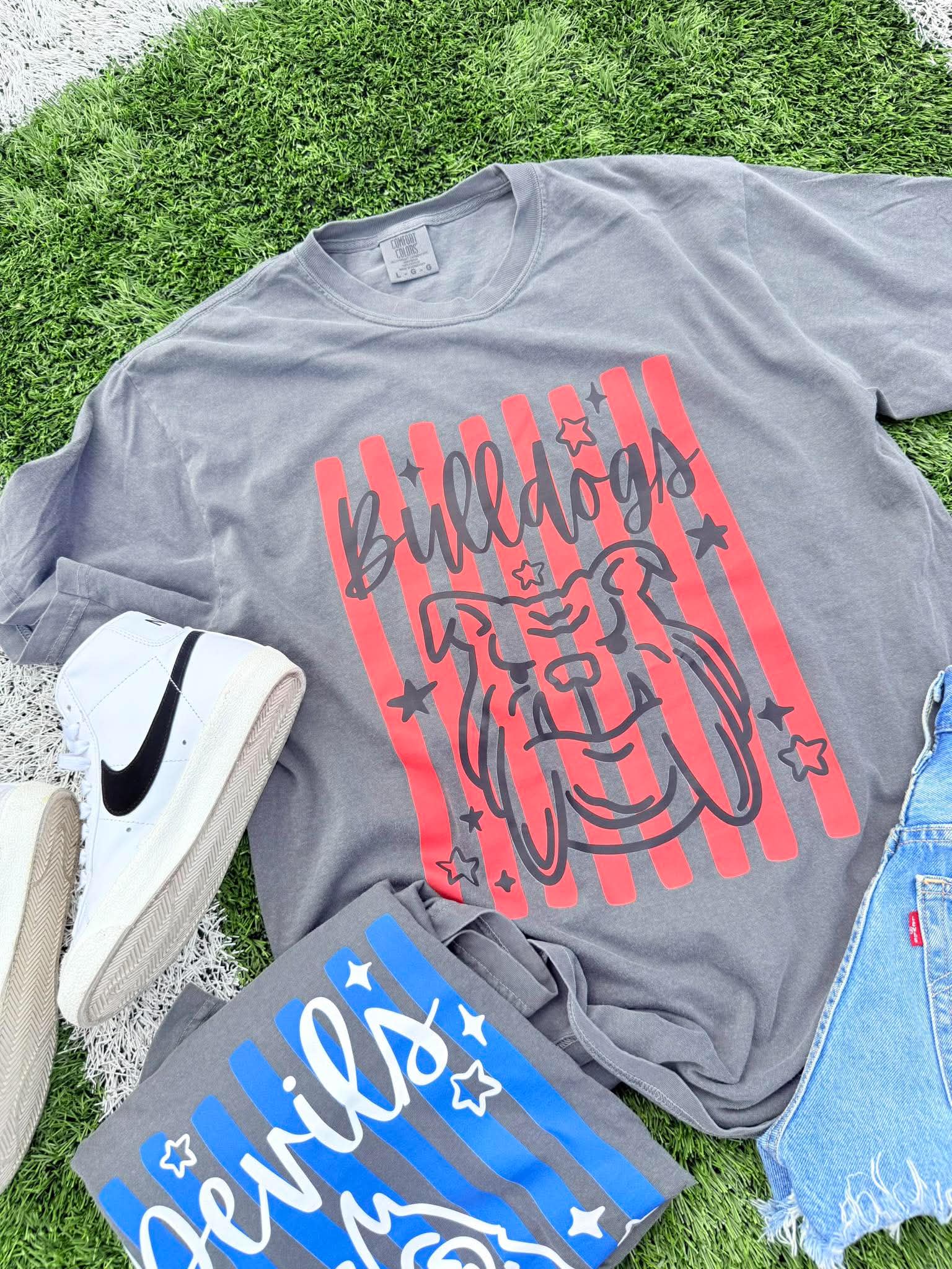 Stripe Star Mascot Graphic Tee - #GAME103