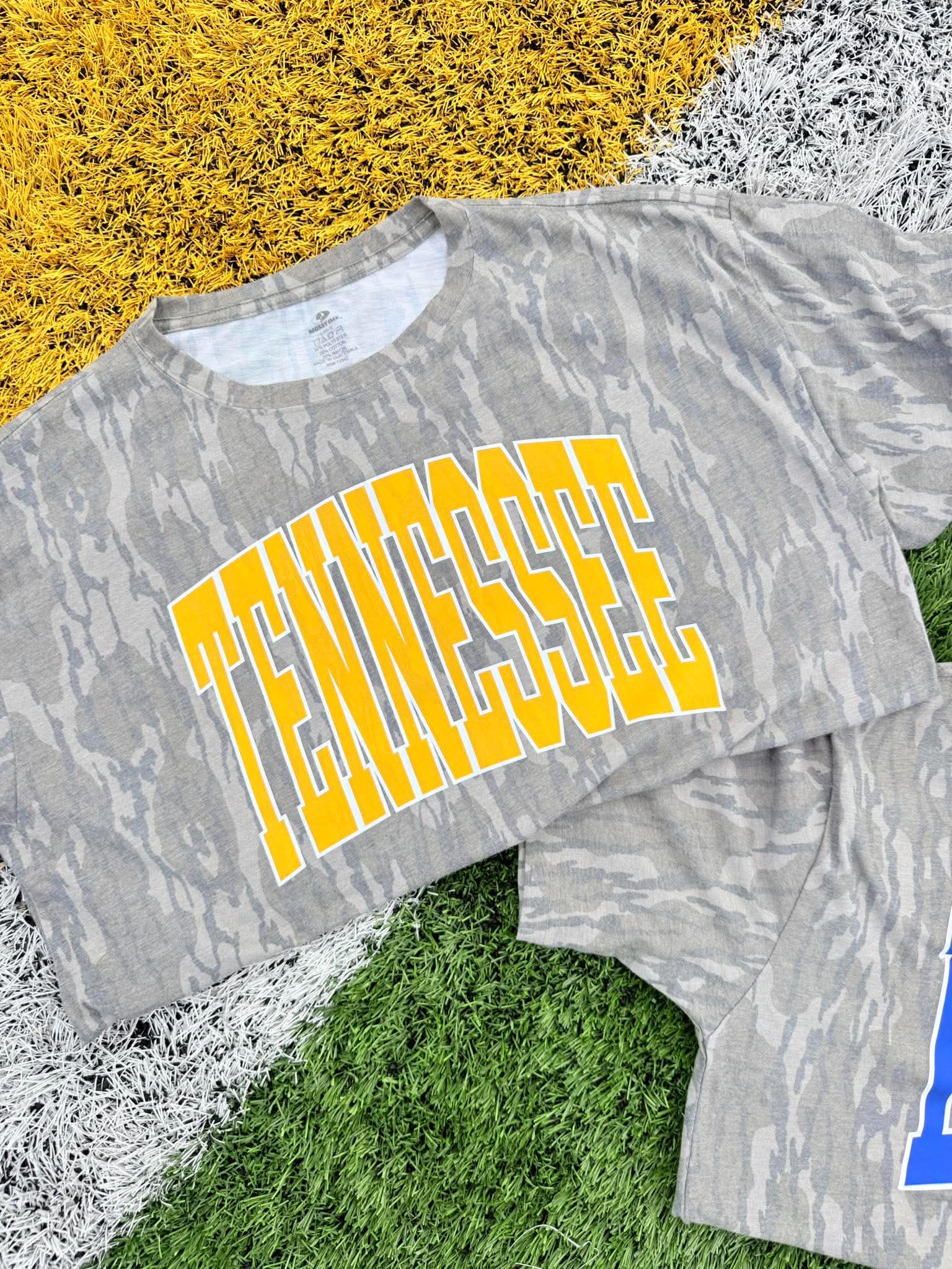 Bold Outline Bottomland Graphic Tee - #GAME99