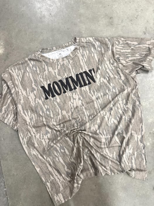 Mommin' Puff Bottomland Graphic Tee