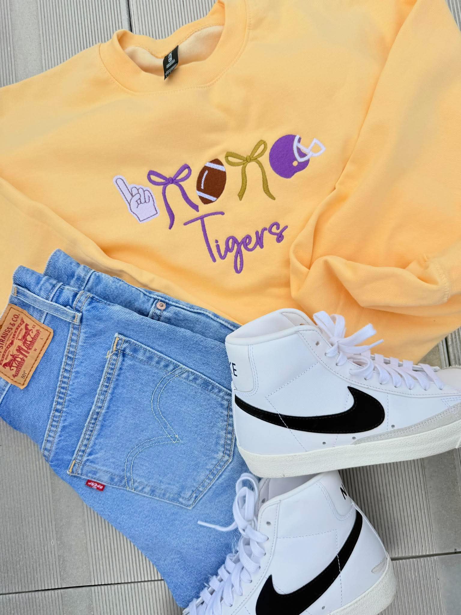Mascot Trinket Thread Sweatshirt - #GAME92