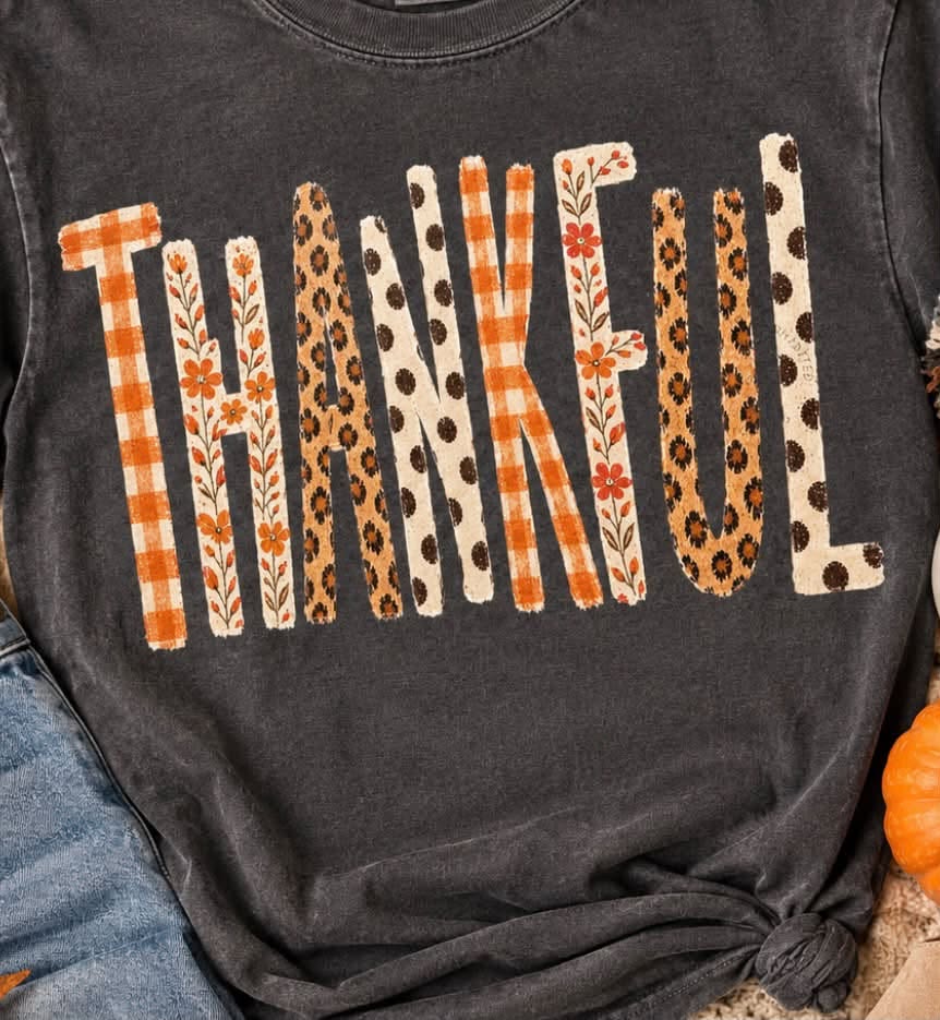 THANKFUL Pepper Graphic Tee