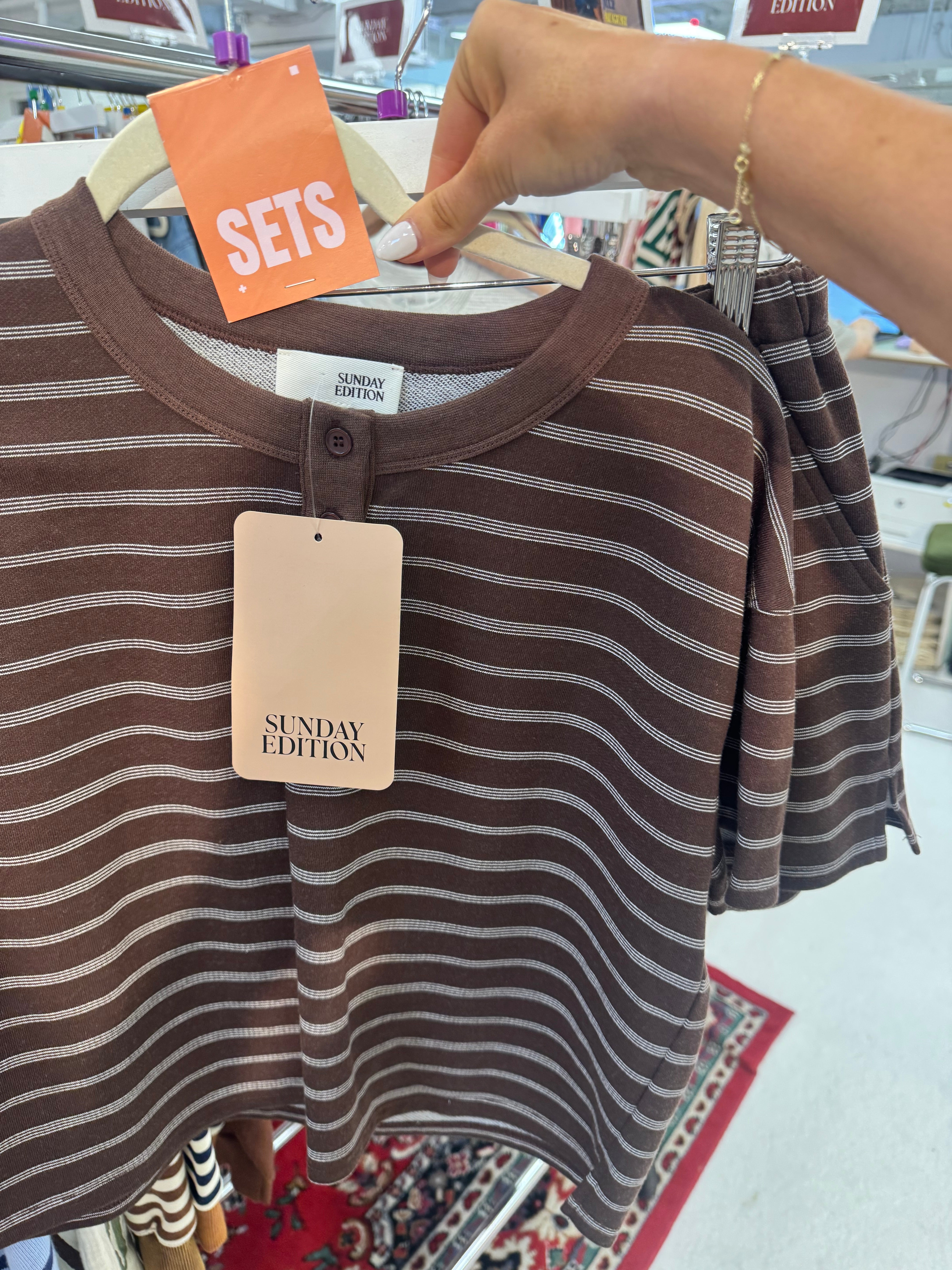Easy Weekend Brown Shorts Set