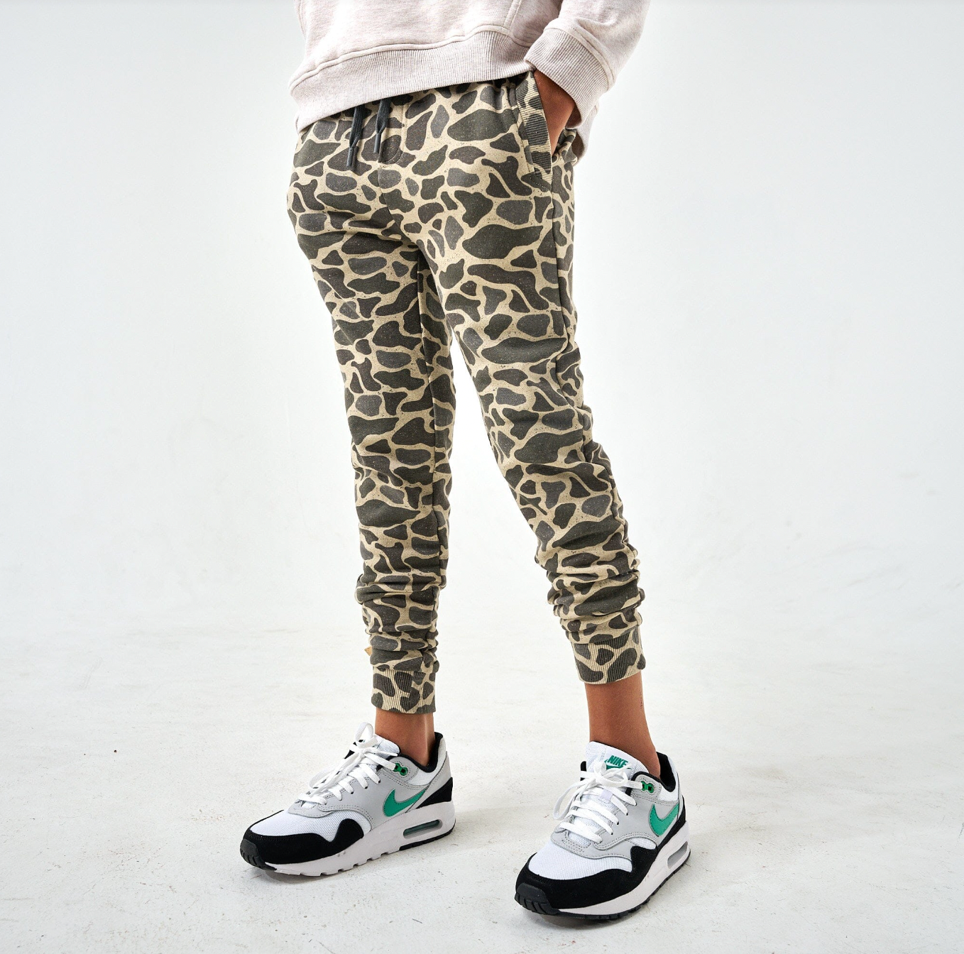 Burlebo Youth Fleece Joggers - Classic Deer Camo